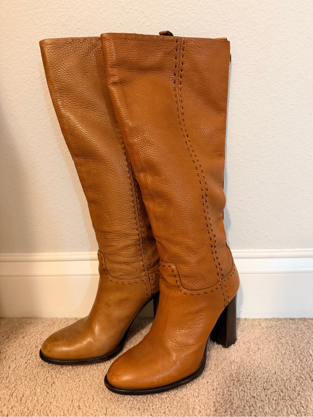***VINTAGE***Tory Burch Tall Leather Heeled Boots in Cognac Brown